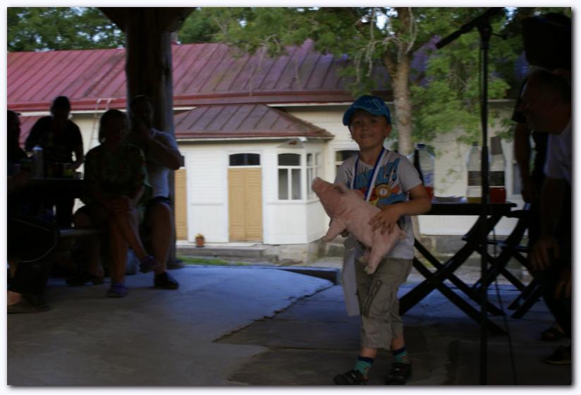 802x537 pixels (52K)